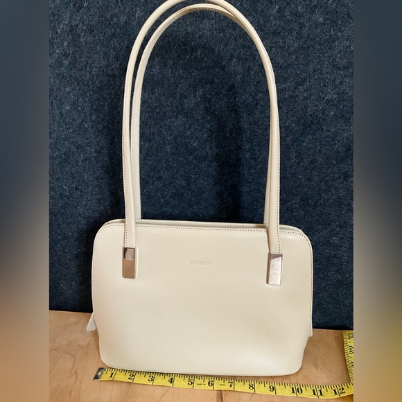 Cream shoulder bag - Picture 1 of 6